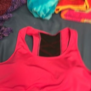 Pop fit sports bra